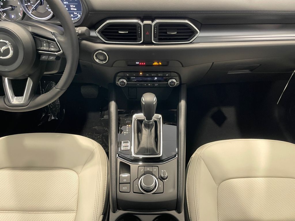 2025 Mazda CX-5 2.5 S Preferred photo 11