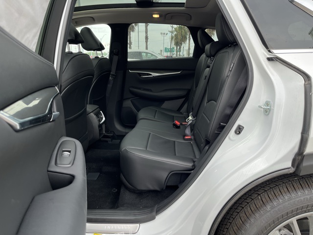 2025 Infiniti QX50 Luxe photo 21