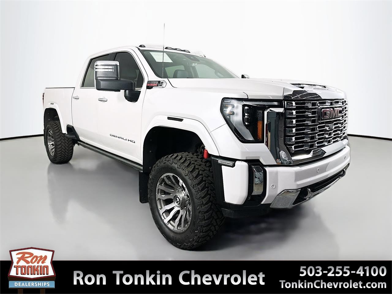 2024 GMC Sierra 3500HD Denali's photo