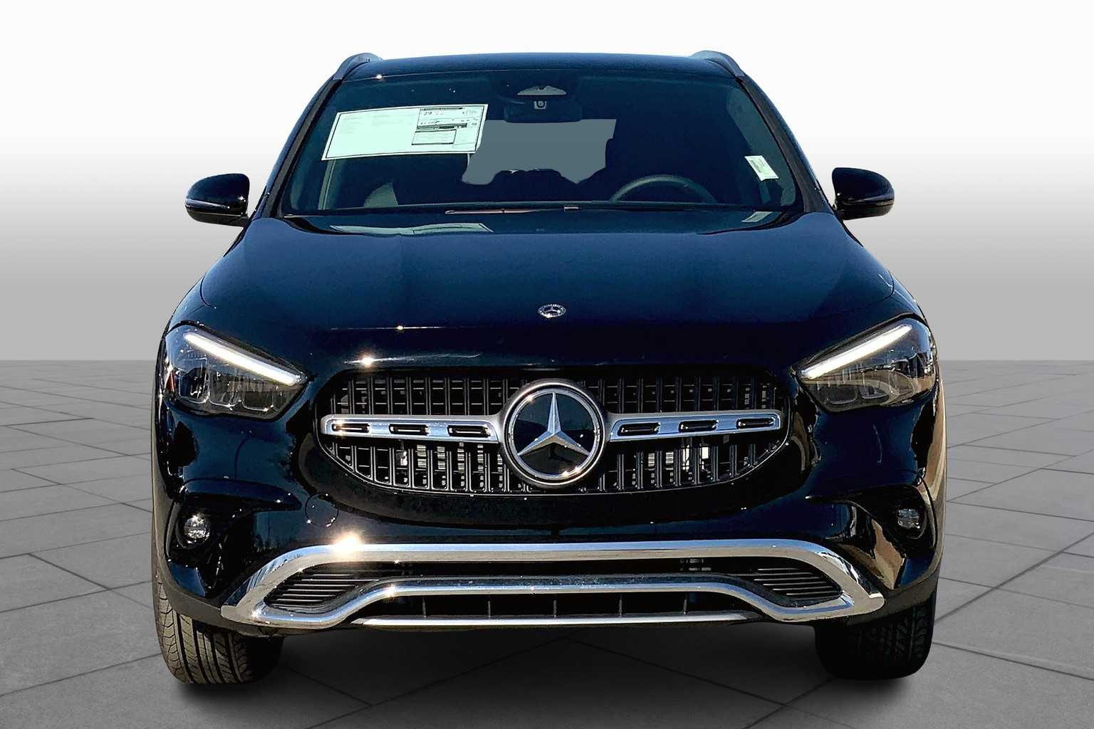 2025 Mercedes Benz GLA 250 photo 3