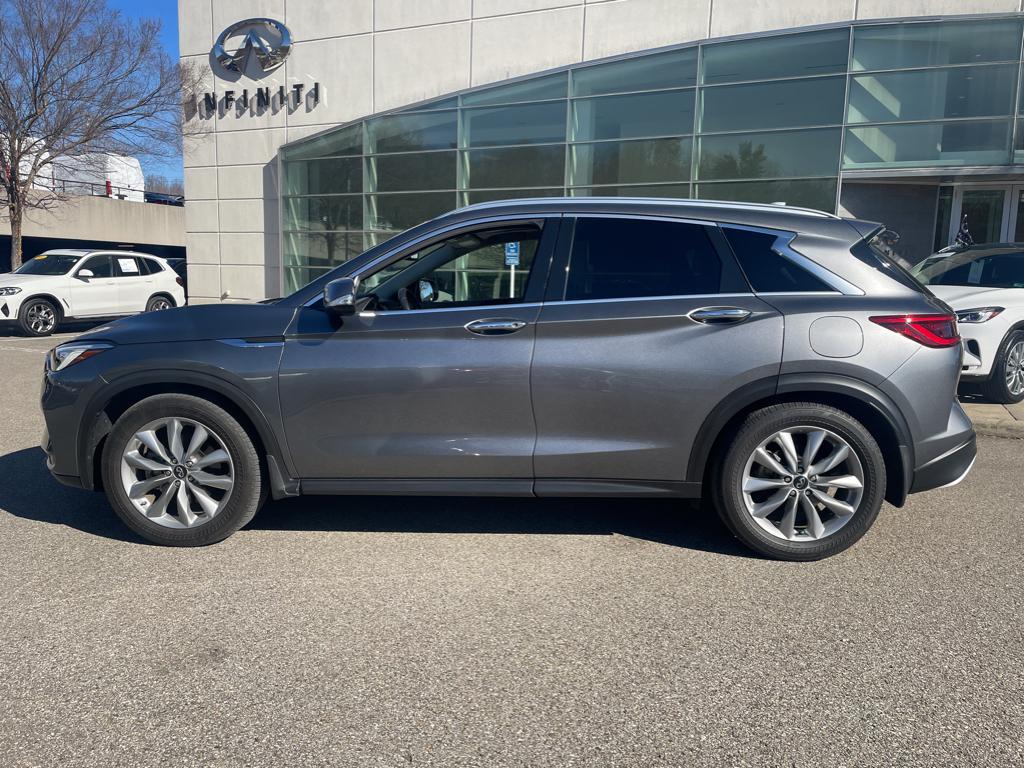 2021 Infiniti QX50 Luxe photo 3