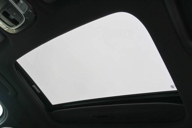 New 2025 White Hyundai Limited image 12