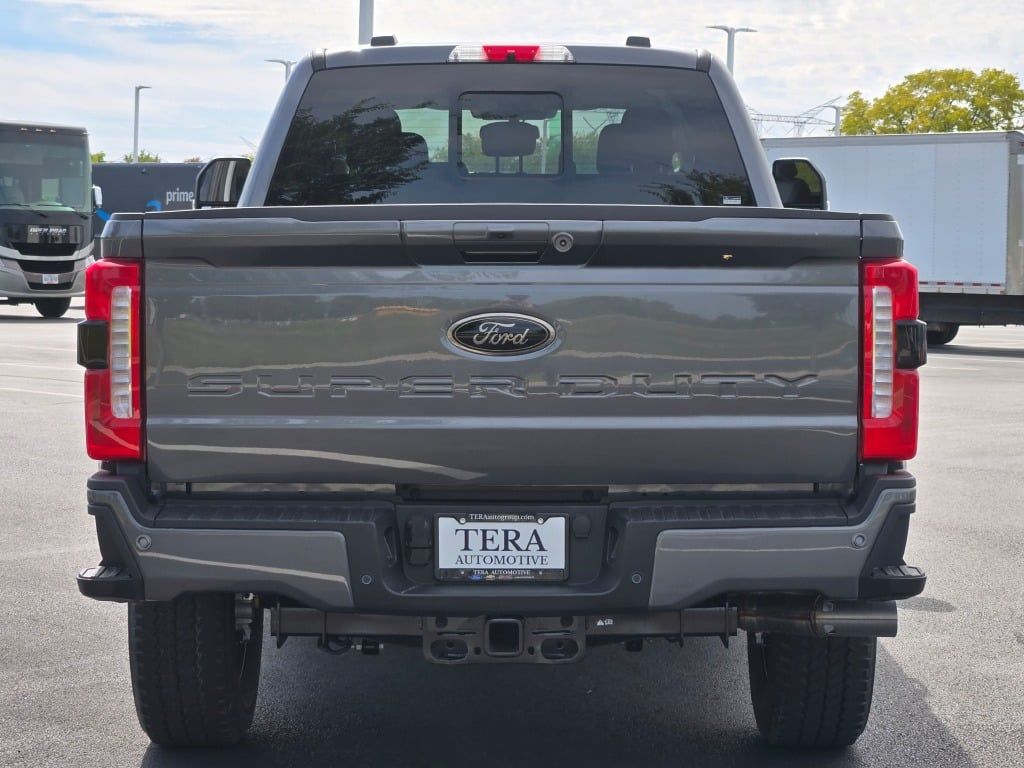 2026 Ford F-350 photo 11