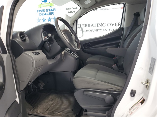 2020 Nissan NV200 SV photo 8