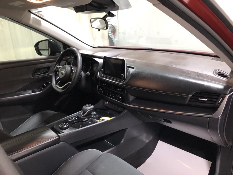 2023 Nissan Rogue S photo 13