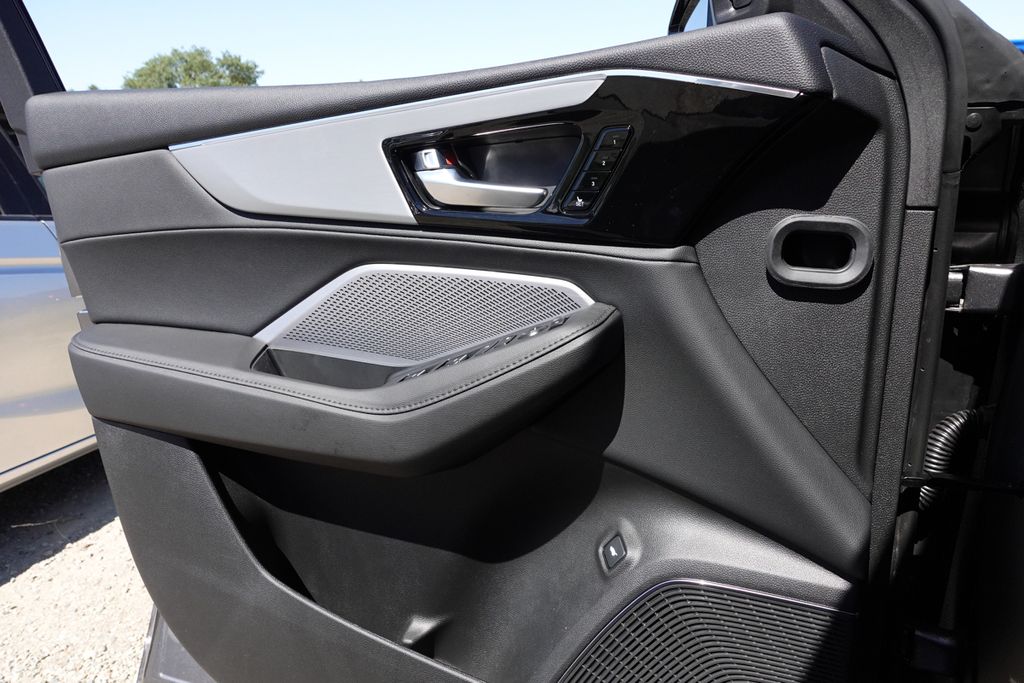 2026 Acura MDX Base photo 7