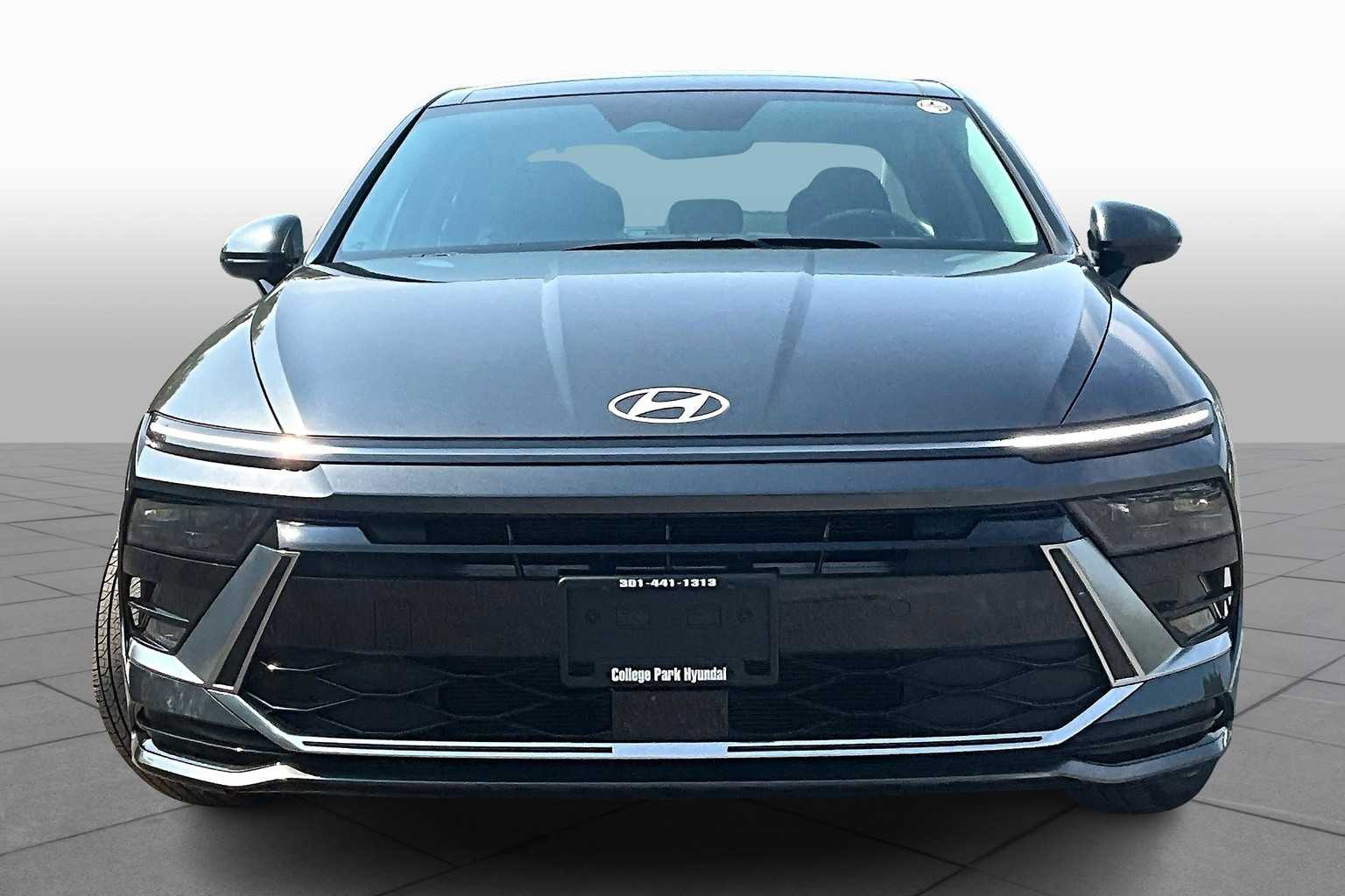 2024 Hyundai Sonata SEL Convenience photo 3