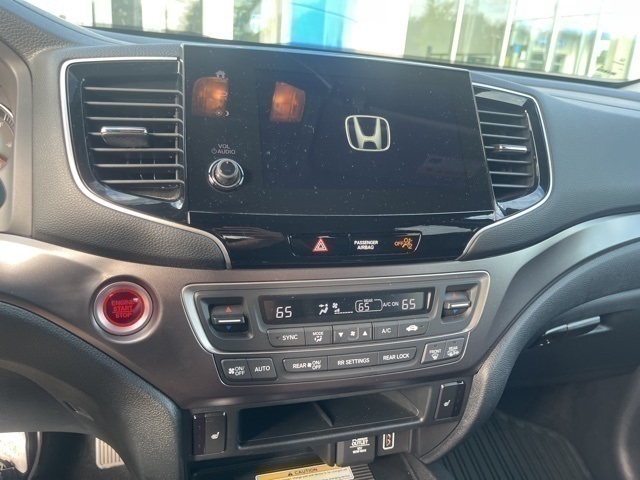 2022 Honda Pilot Special Edition photo 4