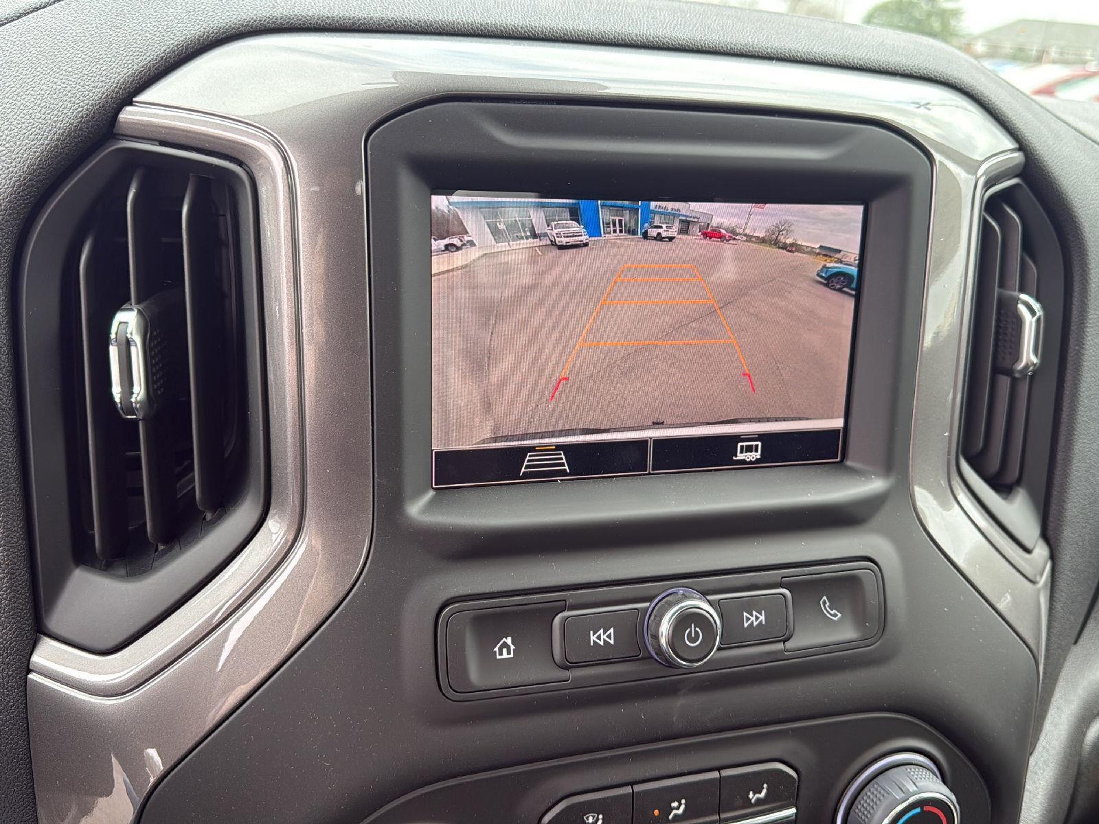 2025 Chevrolet Silverado 1500 photo 6