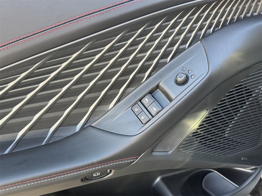 2025 Dodge Charger R/T photo 17