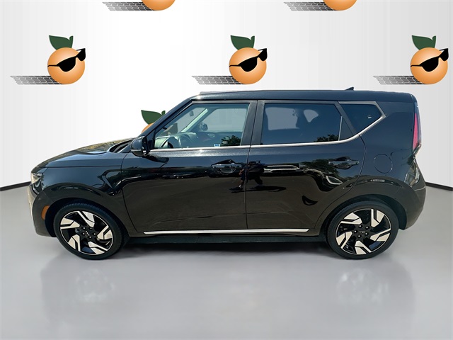 2023 Kia Soul GT-Line photo 4