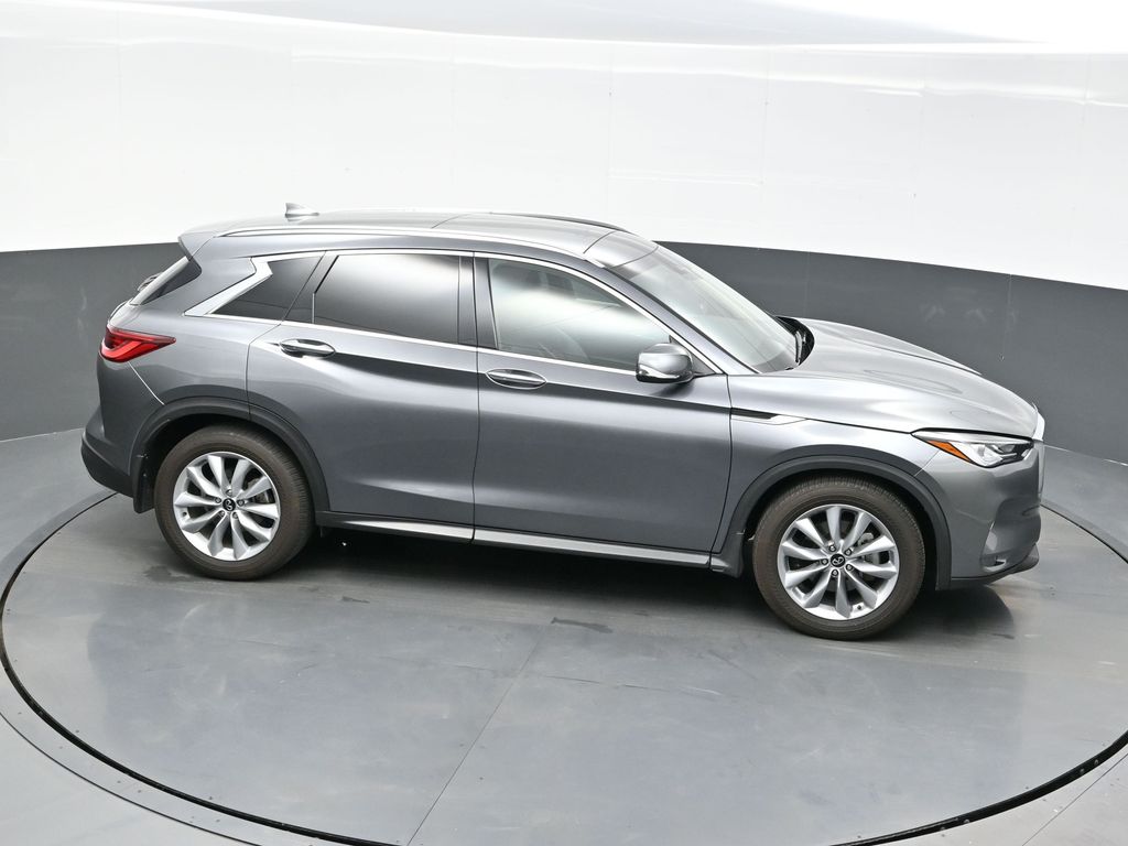 2022 Infiniti QX50 Luxe photo 39