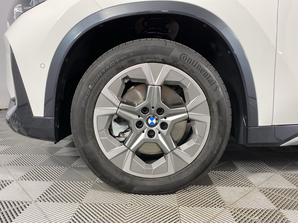 2026 Bmw X1 XDrive28i photo 2