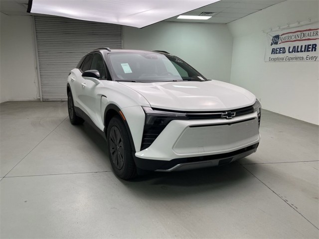 2025 Chevrolet Blazer EV LT's photo