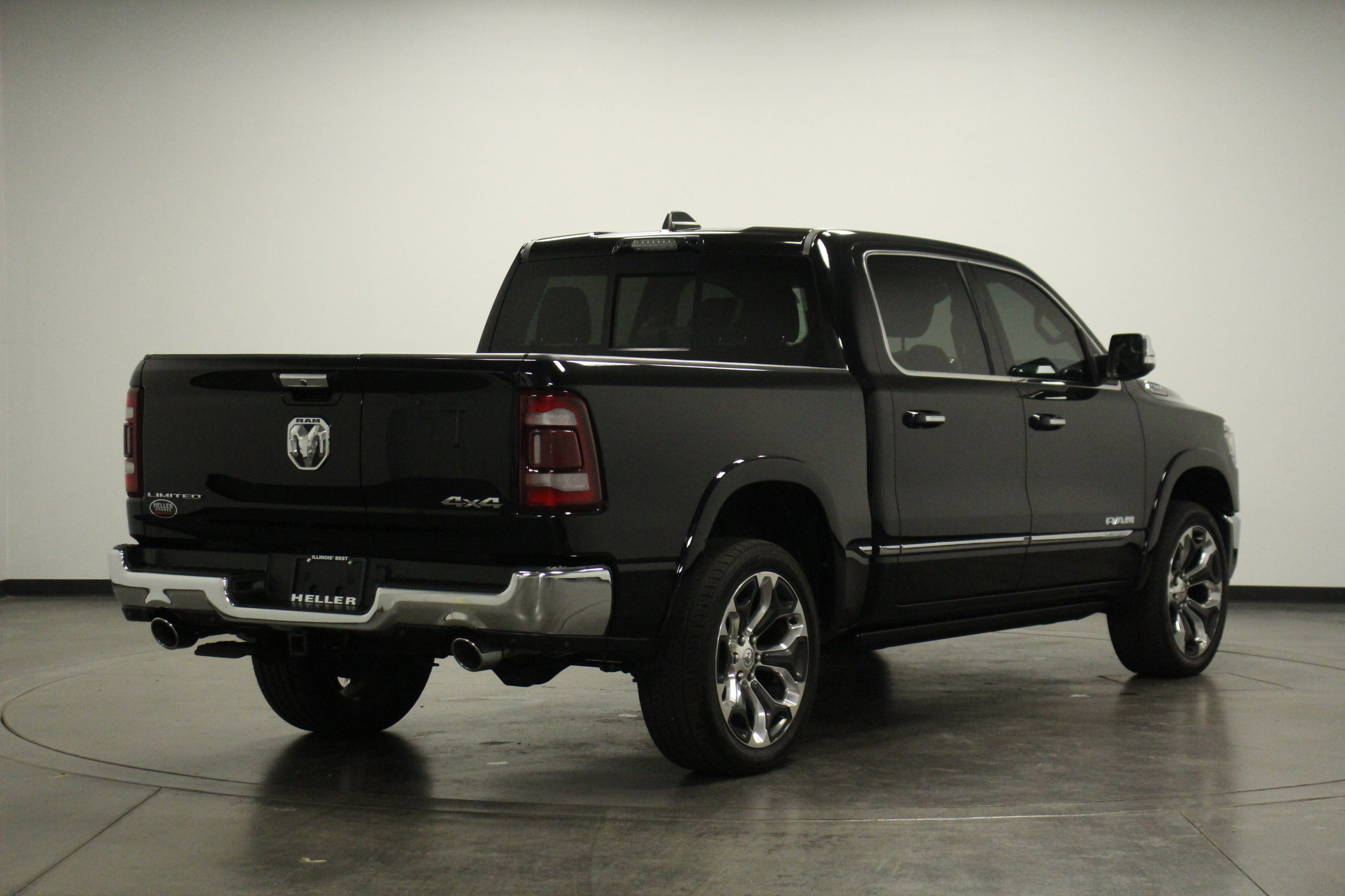 2022 Ram 1500 Limited photo 7