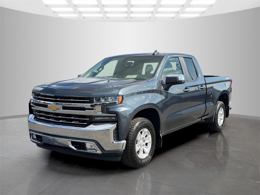2019 Chevrolet Silverado 1500 LT photo 2