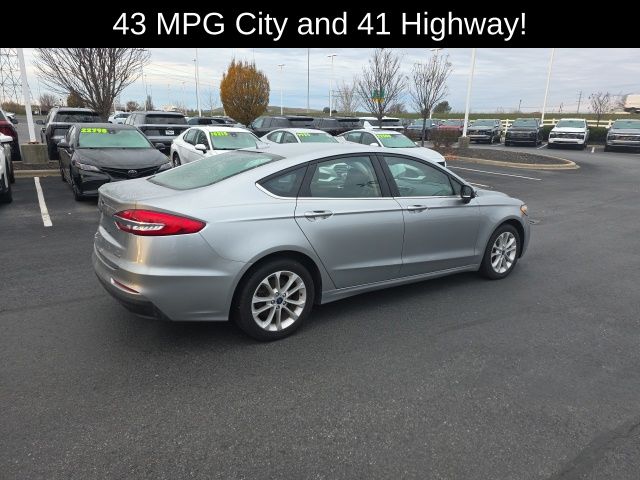 2020 Ford Fusion Hybrid SE photo 4