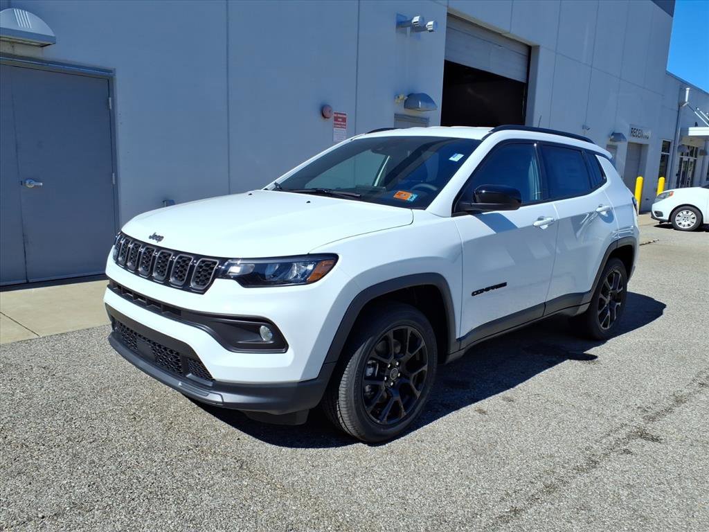 2026 Jeep Compass Latitude Altitude photo 2