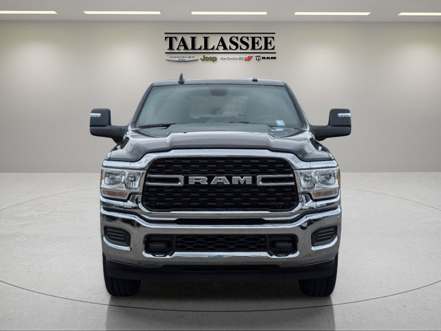 2024 Ram 2500 Tradesman photo 2