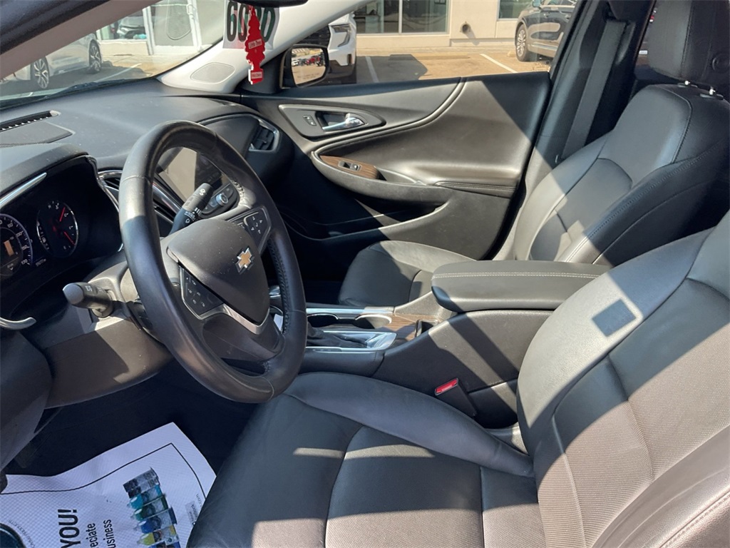 2019 Chevrolet Malibu Premier photo 15