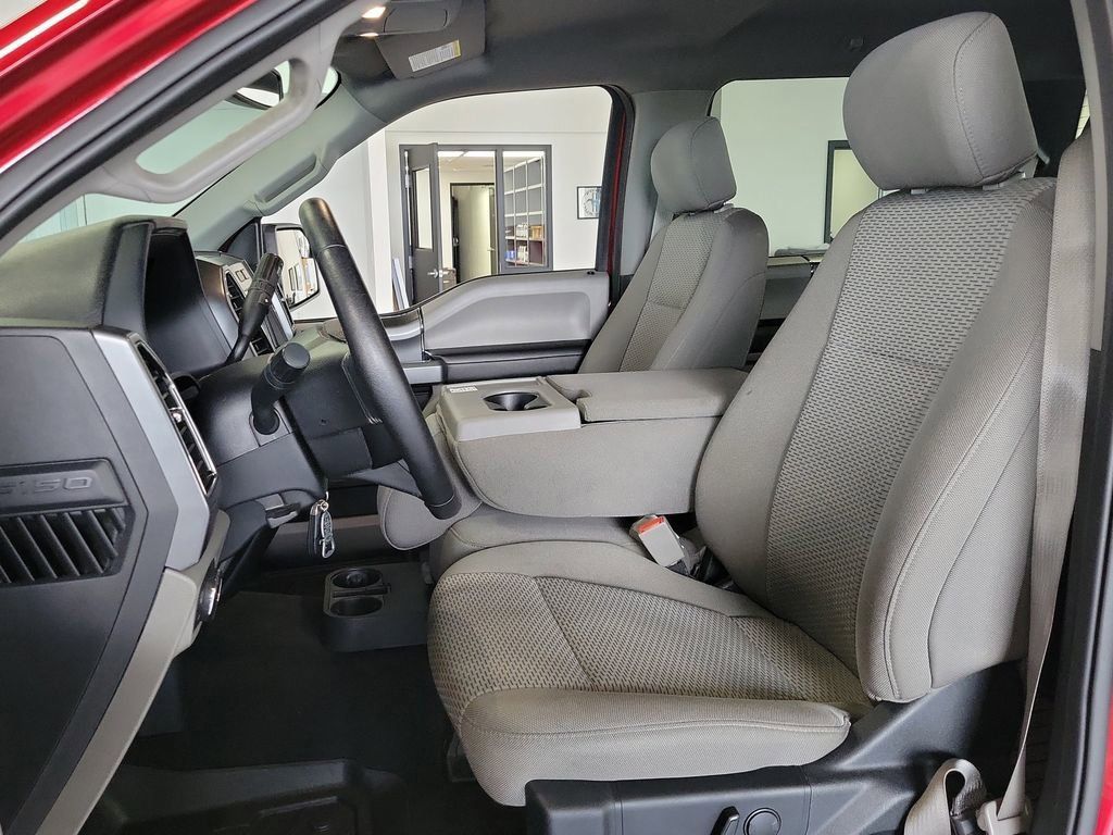 2019 Ford F-150 XLT photo 7