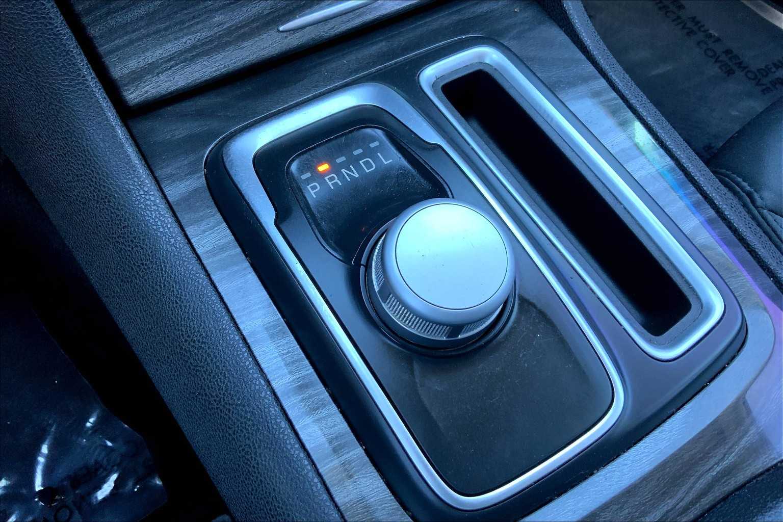 2021 Chrysler 300 Touring Limited photo 31