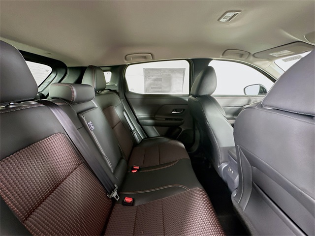 2026 Nissan Kicks SR photo 20