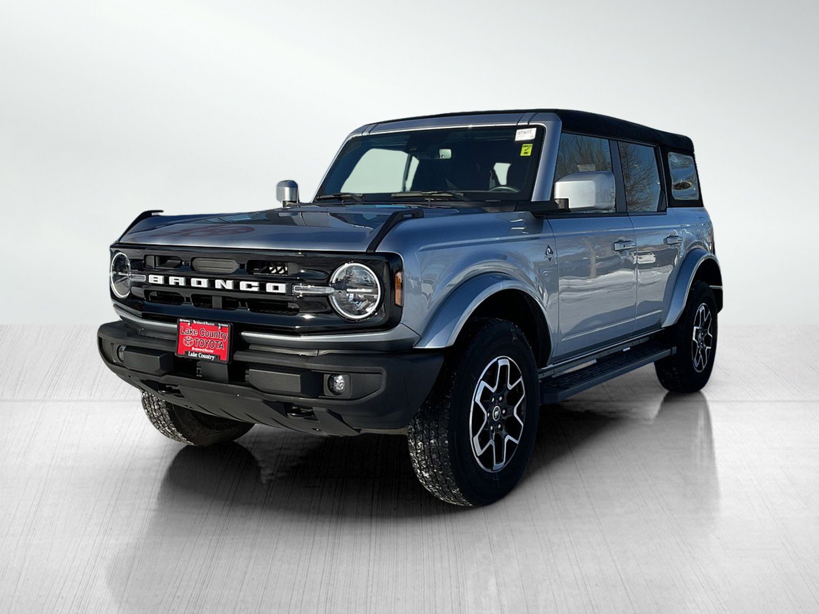 2023 Ford Bronco 4-Door Outer Banks