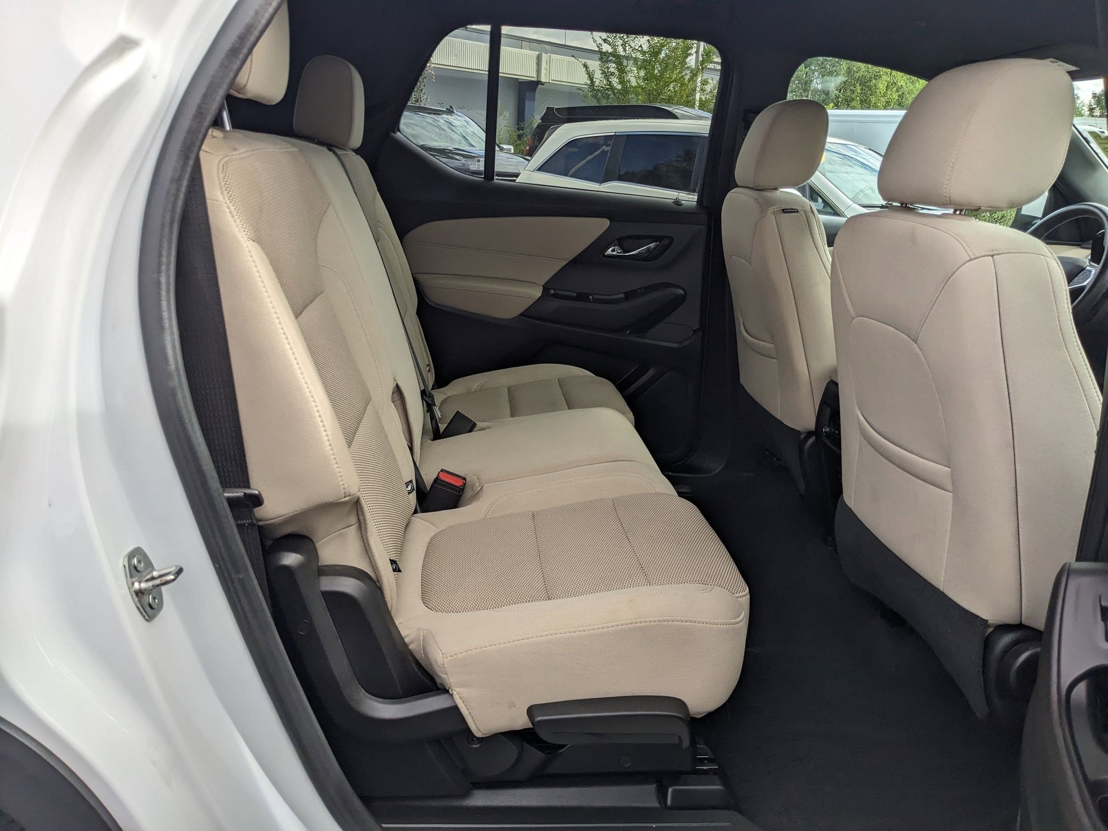 2023 Chevrolet Traverse LS photo 19