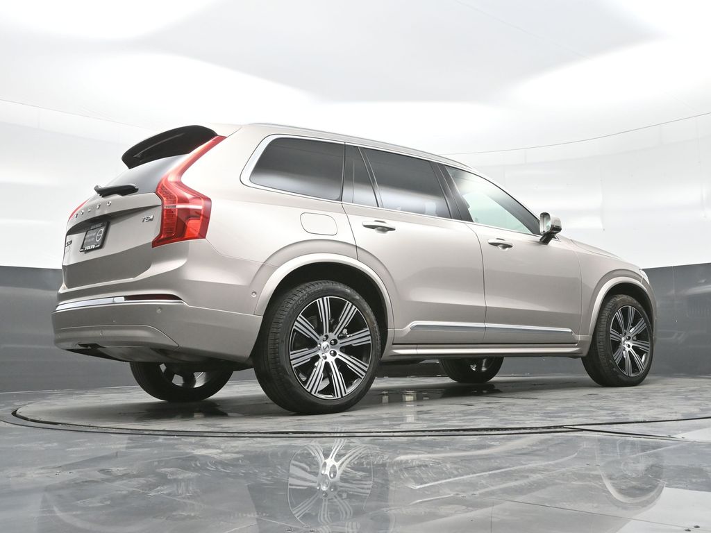 2025 Volvo XC90 T8 Plus photo 20