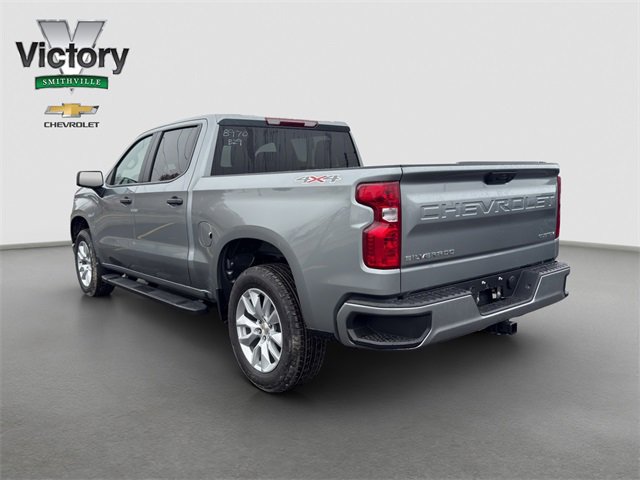 2026 Chevrolet Silverado 1500 Custom photo 4