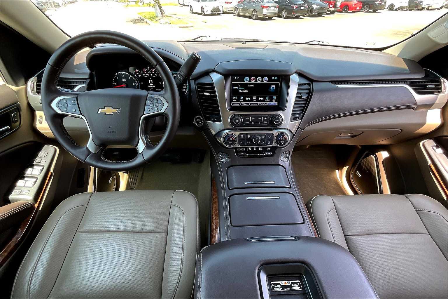 2018 Chevrolet Tahoe Premier photo 14