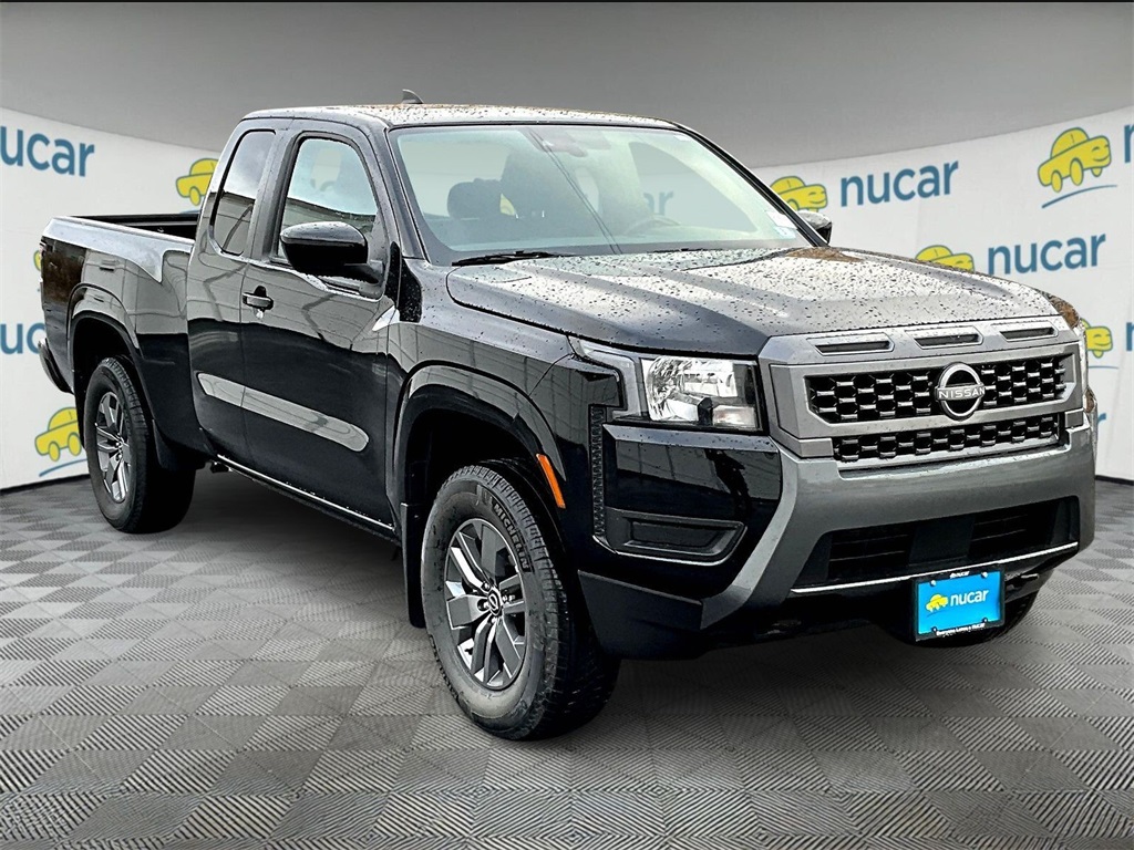 2025 Nissan Frontier SV's photo