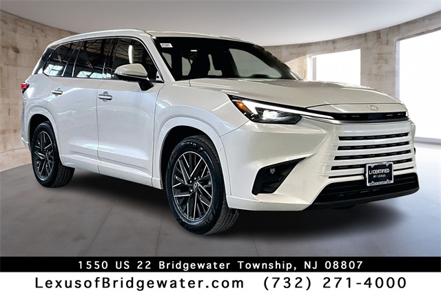 2025 Lexus TX's photo