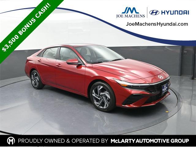 2025 Hyundai Elantra Limited's photo