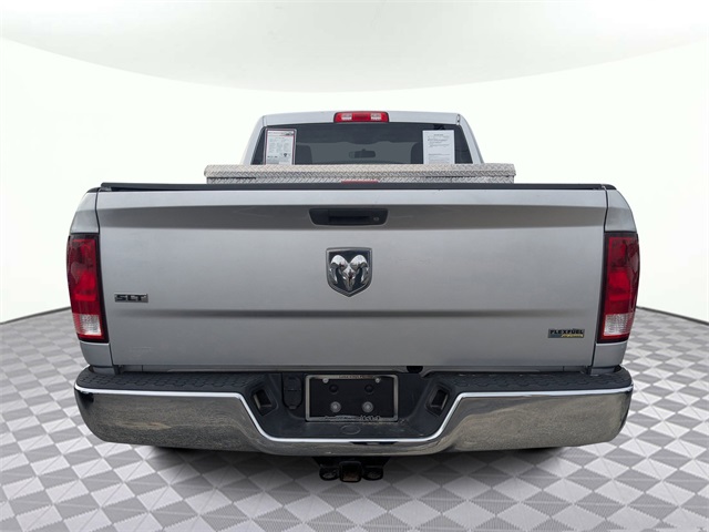 2011 Ram 1500 SLT photo 4