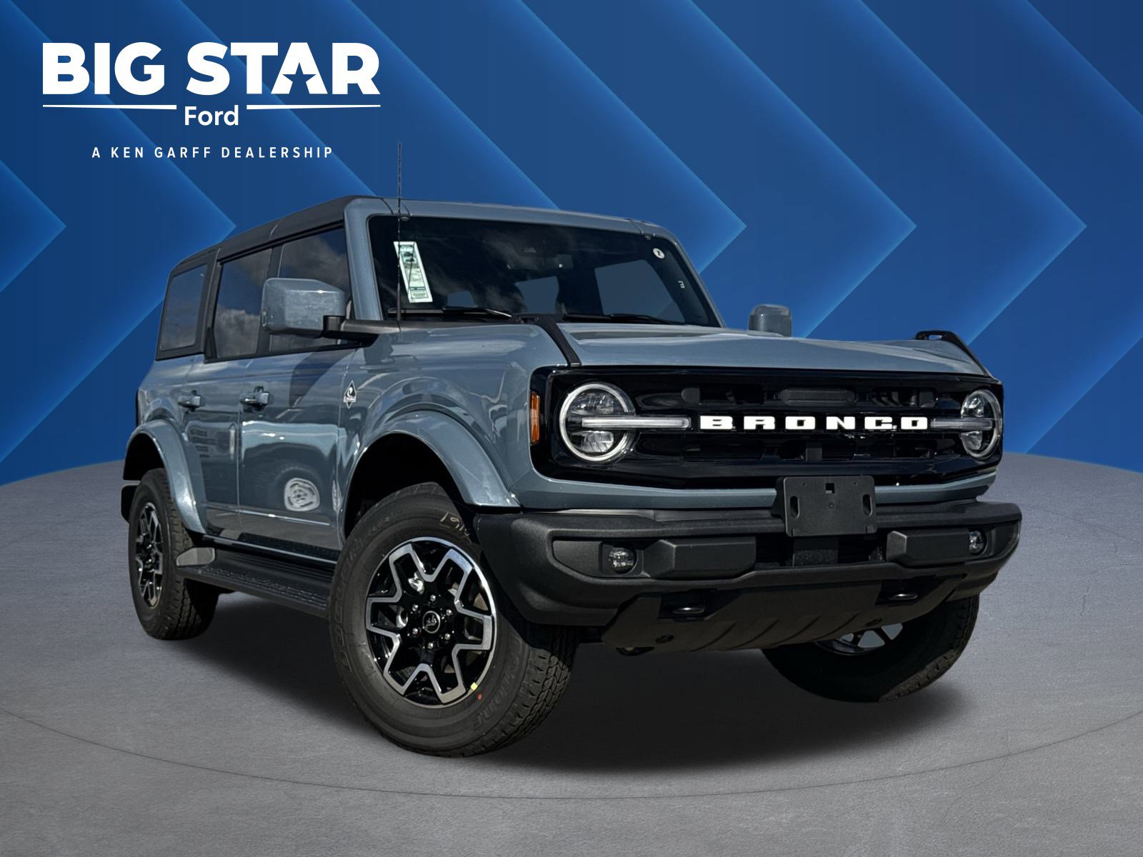 2025 Ford Bronco Outer Banks's photo