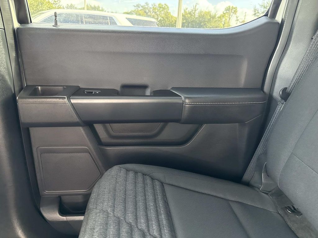 2022 Ford F-150 XL photo 14