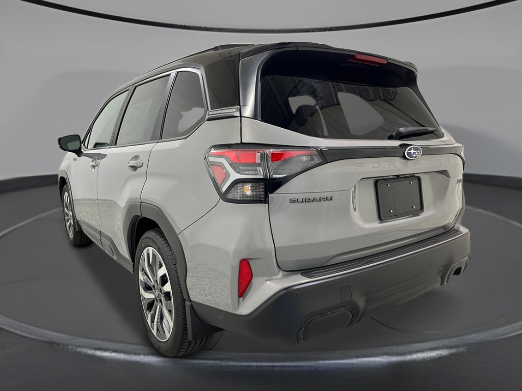 2025 Subaru Forester Touring photo 2