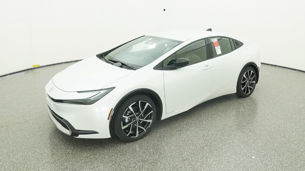 2026 Toyota Prius XSE's photo