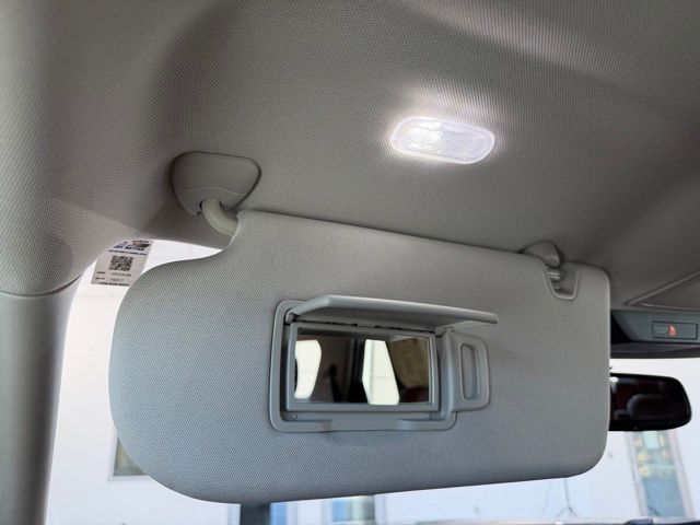 2022 Nissan Pathfinder Platinum photo 54