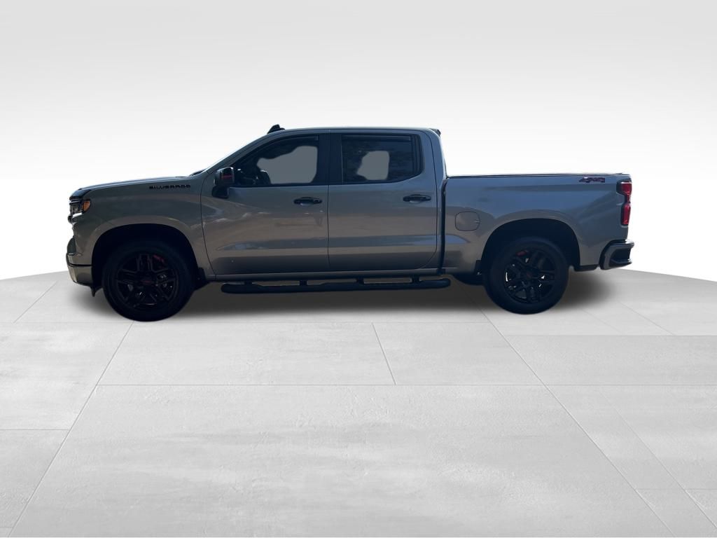 2023 Chevrolet Silverado 1500 RST photo 3