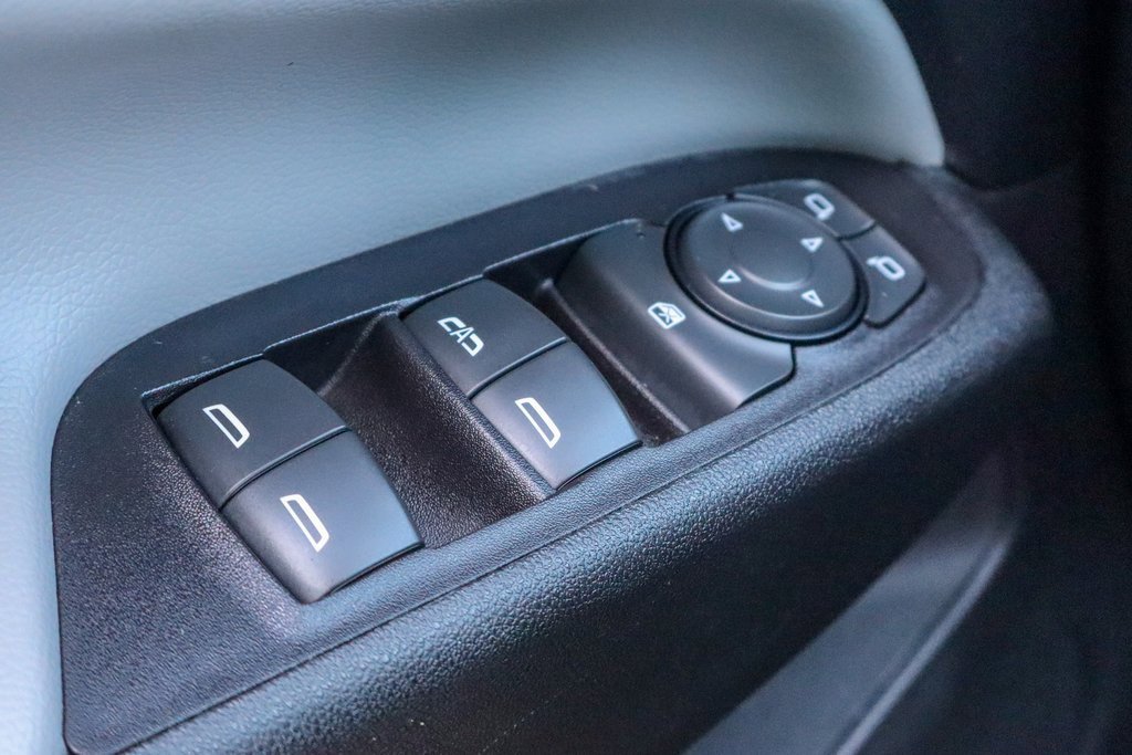 2022 Chevrolet Equinox LS photo 14