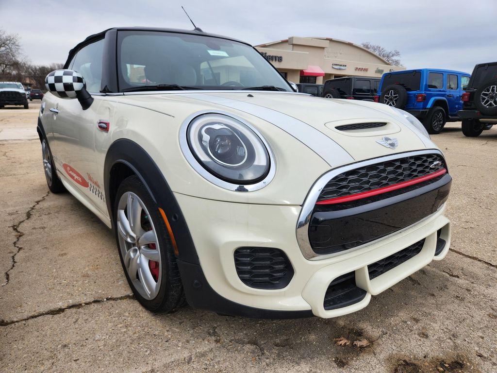 2018 MINI Cooper John Cooper Works's photo