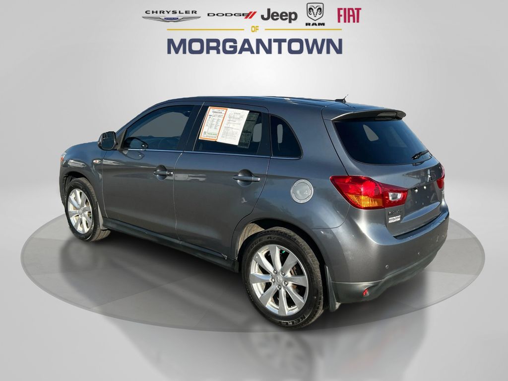 2014 Mitsubishi Outlander Sport SE photo 4