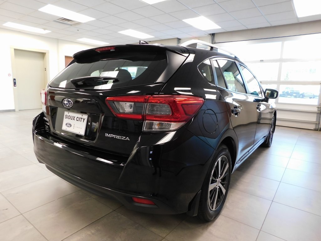 2023 Subaru Impreza Premium photo 4