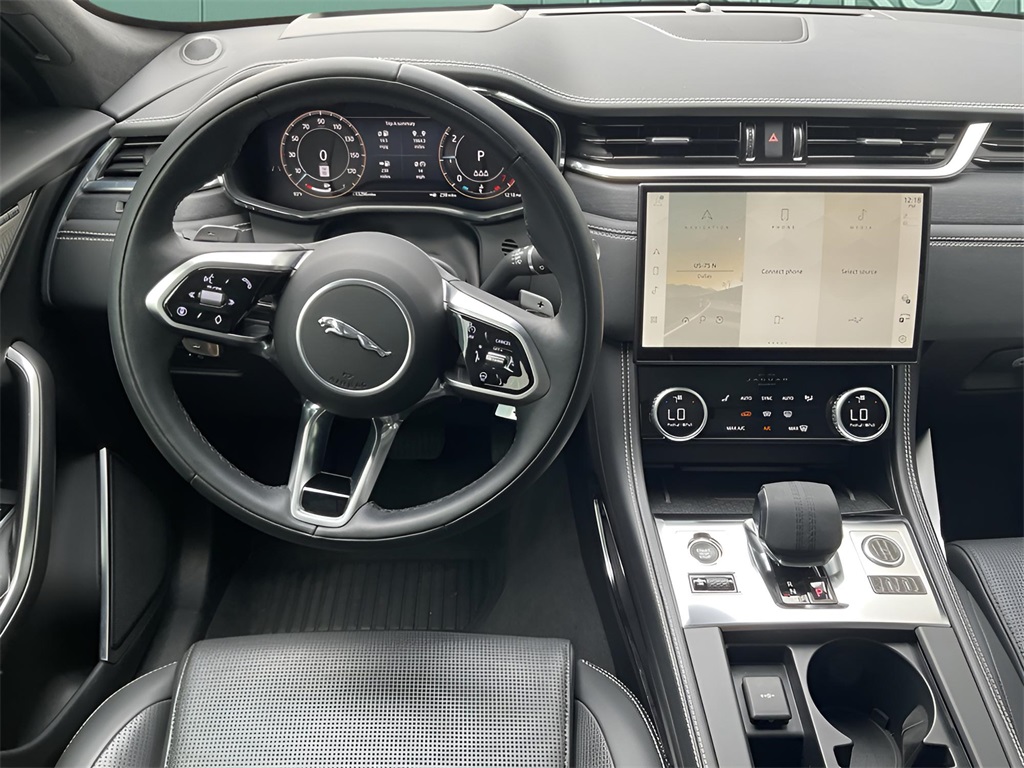 2025 Jaguar F-PACE P250 R-Dynamic S photo 15