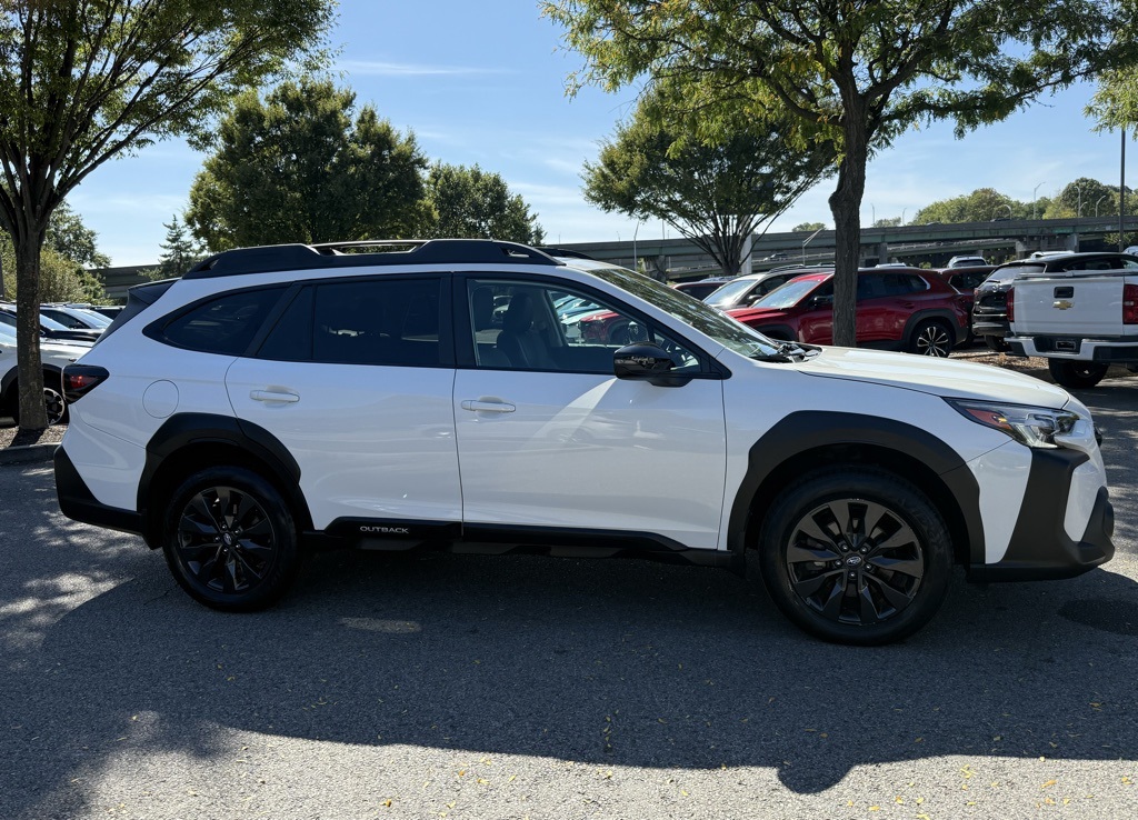 2023 Subaru Outback Onyx Edition photo 4