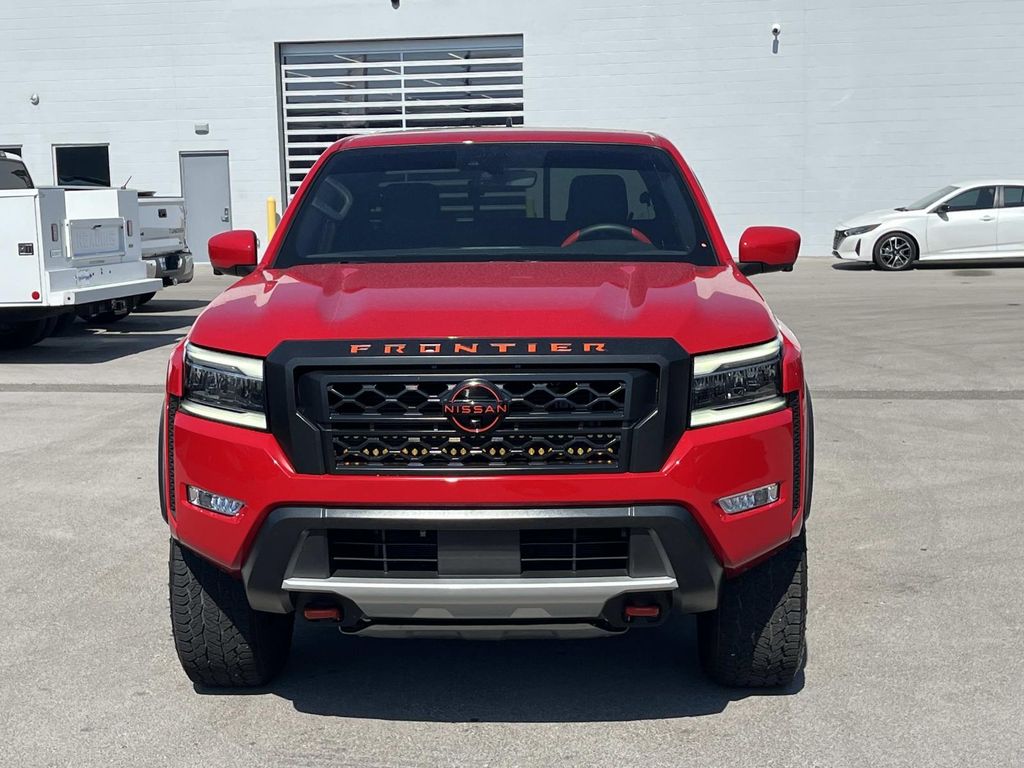 2023 Nissan Frontier PRO-4X photo 2