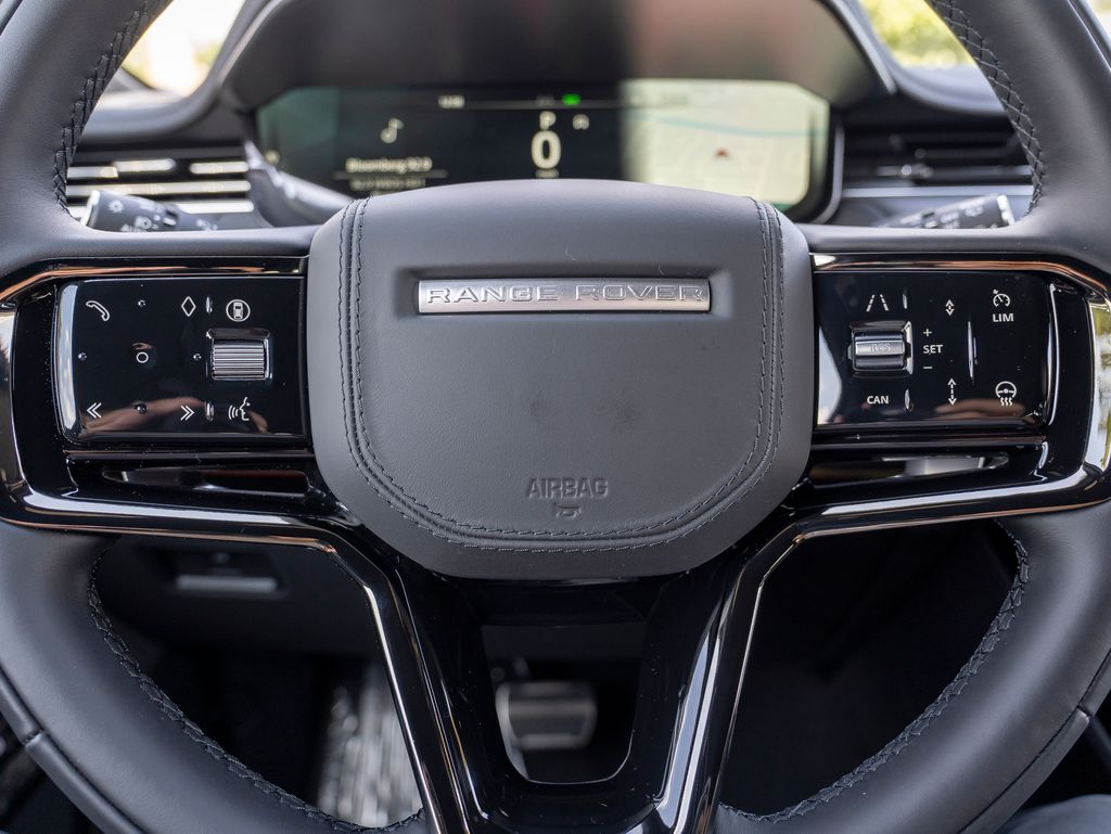 2025 Land Rover Range Rover Sport SE photo 14